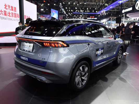 124KW 총 모터 파워 베이크 베이징 X7 PHEV 하이브리드 SUV 차에 플러그 왼쪽 운전