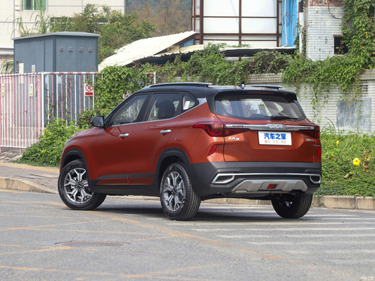 2022 KIA KX3 Sportage SUV 전 세계 흑백 파란색과 금색 사용 자동차