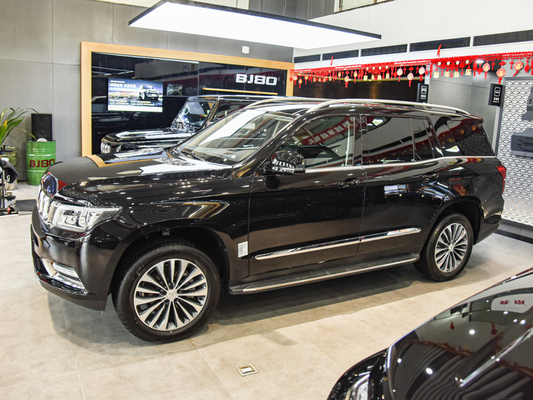 BAIC BJ90 SUV 90% MB GLS450 부품 최고 속도 245KM/h 최대 전력 300-400PS 큰 할인