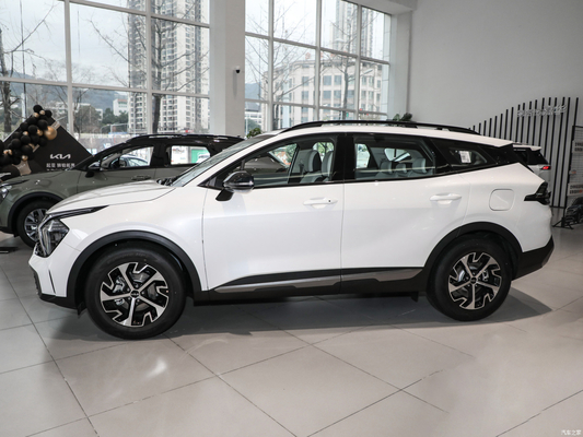 2023 KIA Sportage 가스/연료 SUV 자동차 앞 디스크 후방 디스크 브레이크 시스템 및 금속 지붕 랙