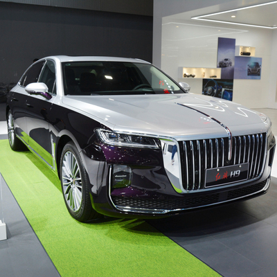 ESC-장비한 Hongqi H9 2.0T 세단 전기 후면 거울 및 최적의 운전