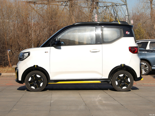 예산 친화적인 미니 전기 자동차 웅링 홍콩 미니 EV LED 헤드 라이트 200km 300km