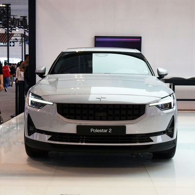 폴스타2의 순수 전기차 중고용 Volvo EV Car 장거리 565km 버전