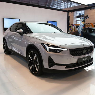 폴스타2의 순수 전기차 중고용 Volvo EV Car 장거리 565km 버전
