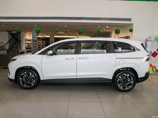 2022 좌익 스티어링 207T GDi 5도어 7석 MPV 자동차 엔터테인먼트 시스템