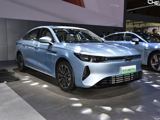 2024 쉐리 펑윈 A8 플러그인 하이브리드 전기 차량 순전력 106km 범위