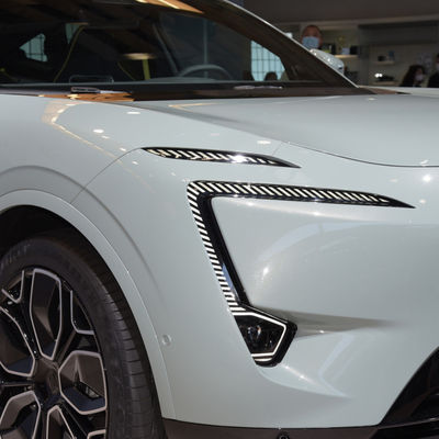 빠른 충전 왼쪽 드라이브 차간 화웨이 아바타 11 전기 자동차 EV SUV 차량 크로스오버