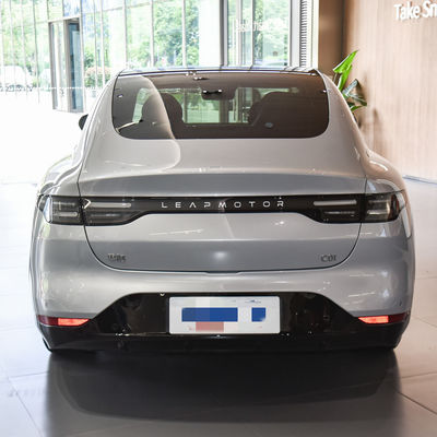 대형 우주 점프모터 C01 EV 자동차 카로 전기자동차 성인용 자동차와 R18 타이어 사이즈