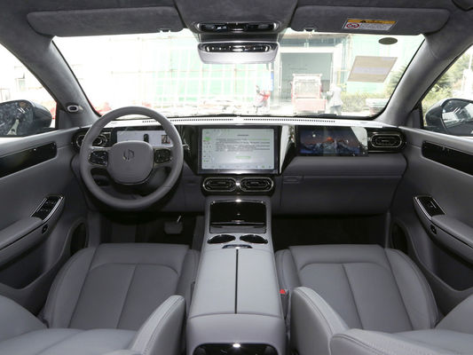 대형 우주 점프모터 C01 EV 자동차 카로 전기자동차 성인용 자동차와 R18 타이어 사이즈