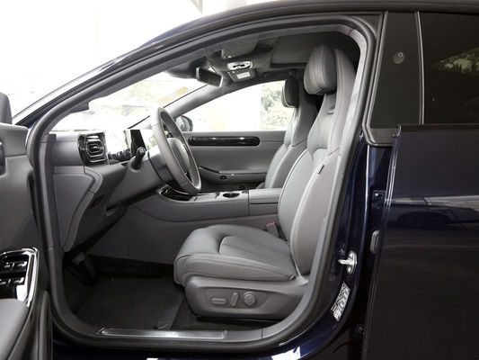 대형 우주 점프모터 C01 EV 자동차 카로 전기자동차 성인용 자동차와 R18 타이어 사이즈