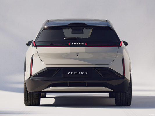 왼쪽 드라이브 2023 지일리 지크 X 유 4WD 전기 자동차 500km 장거리 및 4 좌석