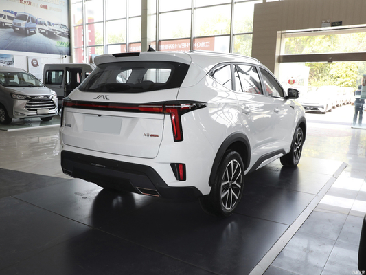 2024 Jac X8 플러스 7석 LED 헤드라이트 50-80L 연료 탱크 용량
