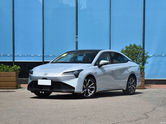 70 Zhijia GAC Aion S 플러스 세단 4810*1880*1515mm 510KM 장거리 전기 자동차