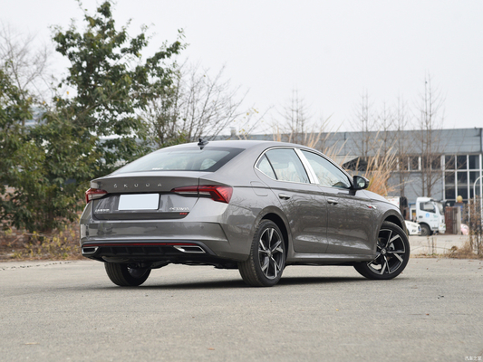2024 스코다 오크타비아 PRO TSI80 럭셔리 버전 터보 해치백 5도어 5석 유로 VI