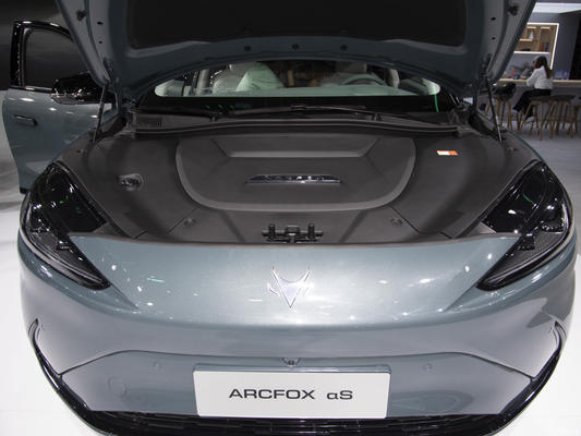 에너지 바이크 아크폭스 알파 S 735E 160KW EV 차 고속 자동차 큰 공간 왼쪽 드라이브 장거리
