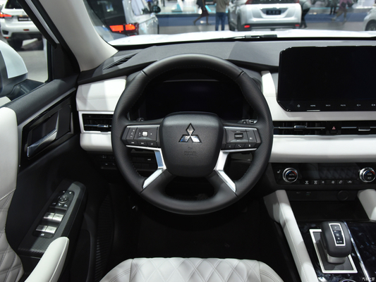 전기 스티어링 시스템 2023 미쓰비시 아웃랜더 1.5T 사륜 구동 Zunyao SUV