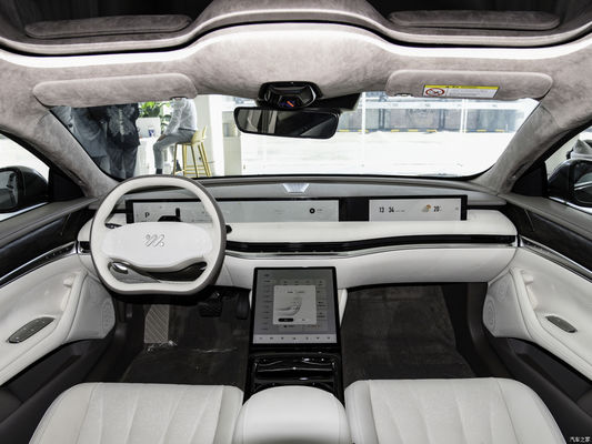 5098*1960*1485mm 하이브리드 연료 타입 고급 전기 스포츠 자동차 고속 성능