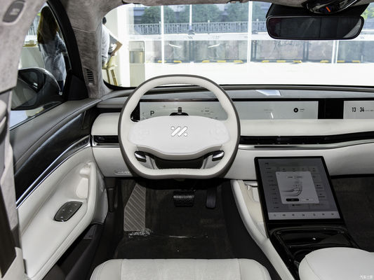 5098*1960*1485mm 하이브리드 연료 타입 고급 전기 스포츠 자동차 고속 성능