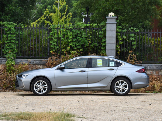 4904*1863*1461mm 2024 뷰이크 레갈 25T 슈퍼 에디션 ESC와 함께 4 개의 문 5 좌석 가솔린 자동차