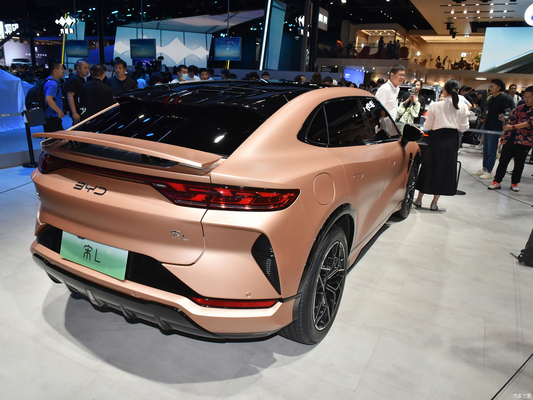 BYD 송 L 5 좌석 4x4 4WD SUV 2024 550km 662km 602km 총 엔진 전력 KW 150 그림과 같이