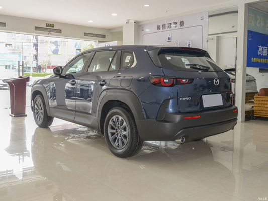 편안한 2023 CX-50 가솔린 SUV 전기 후면 거울과 왼쪽 스티어링