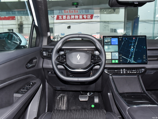 2023 LIVAN7 Chiyue 에디션 5도어 5석 SUV 450KM 범위와 4690*1892*1650mm 카리저