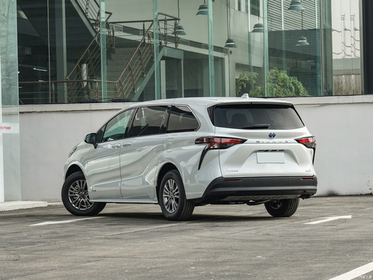 2022 1.5L 청정 버전 터치 스크린 4도어 5석 세단 하이브리드 가솔린 차량