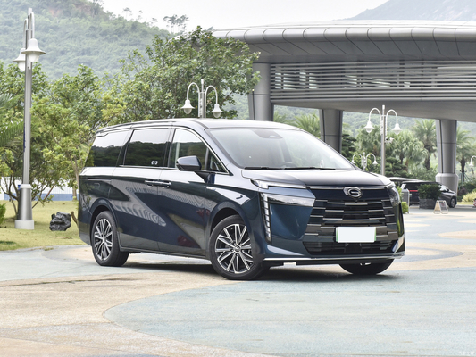 5도어 7석 중형 MPV Trumpchi E8 Max PHEV 하이브리드 차량 150km 범위