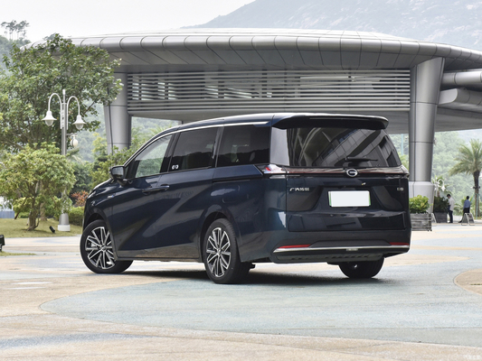 5도어 7석 중형 MPV Trumpchi E8 Max PHEV 하이브리드 차량 150km 범위