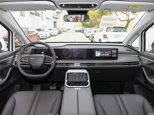 LED 헤드라이트 2023 MAXUS G70 2.0T MPV 전륜 구동으로 자동 고급 버전