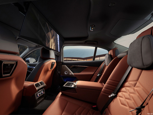 2024 BMW i5 eDrive 35L M 스포츠 패키지 567km 순수 전기 크루징 범위 및 표준