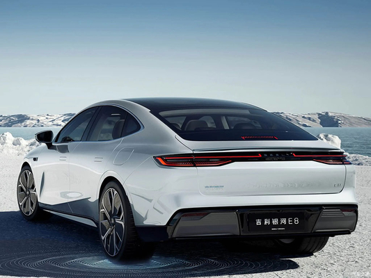 200KW 단일 모터 2024 지일리 갤럭시 인헤 E8 665km 스타쉽 보이어지 에디션 에너지 차량