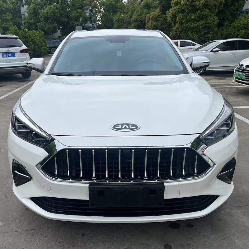 중고 2020 JAC J7 A5 1.5T 2WD 중고차 5 문 5 좌석 50-80L 연료 탱크 용량