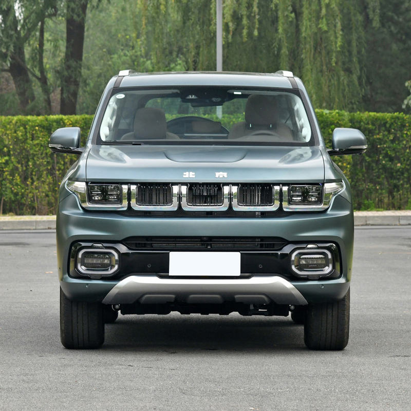 BAIC BJ60 2.0T 대용량 오프로드 SUV 5석과 넓은 공간으로 제작